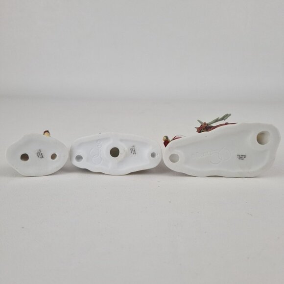 Department 56 Santa's Little Helpers 5610-3 Heritage Christmas Accessory - Picture 6 of 6